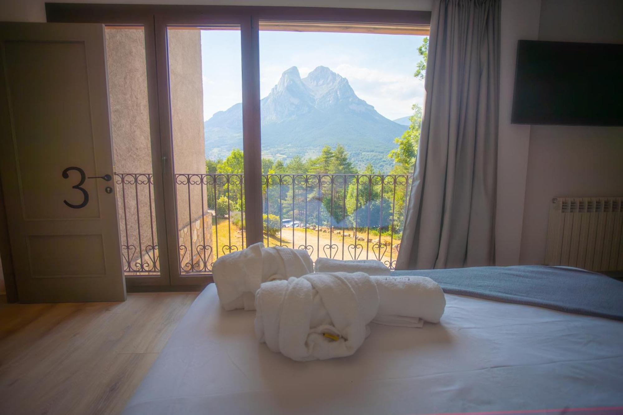 L'Indret Del Pedraforca Adults Only Ξενοδοχείο Saldés Εξωτερικό φωτογραφία